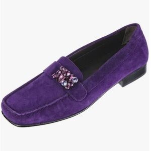 Stuart Weitzman | Women’s Purple Suede Loafers Purple Crystal Bridge Detail sz 9